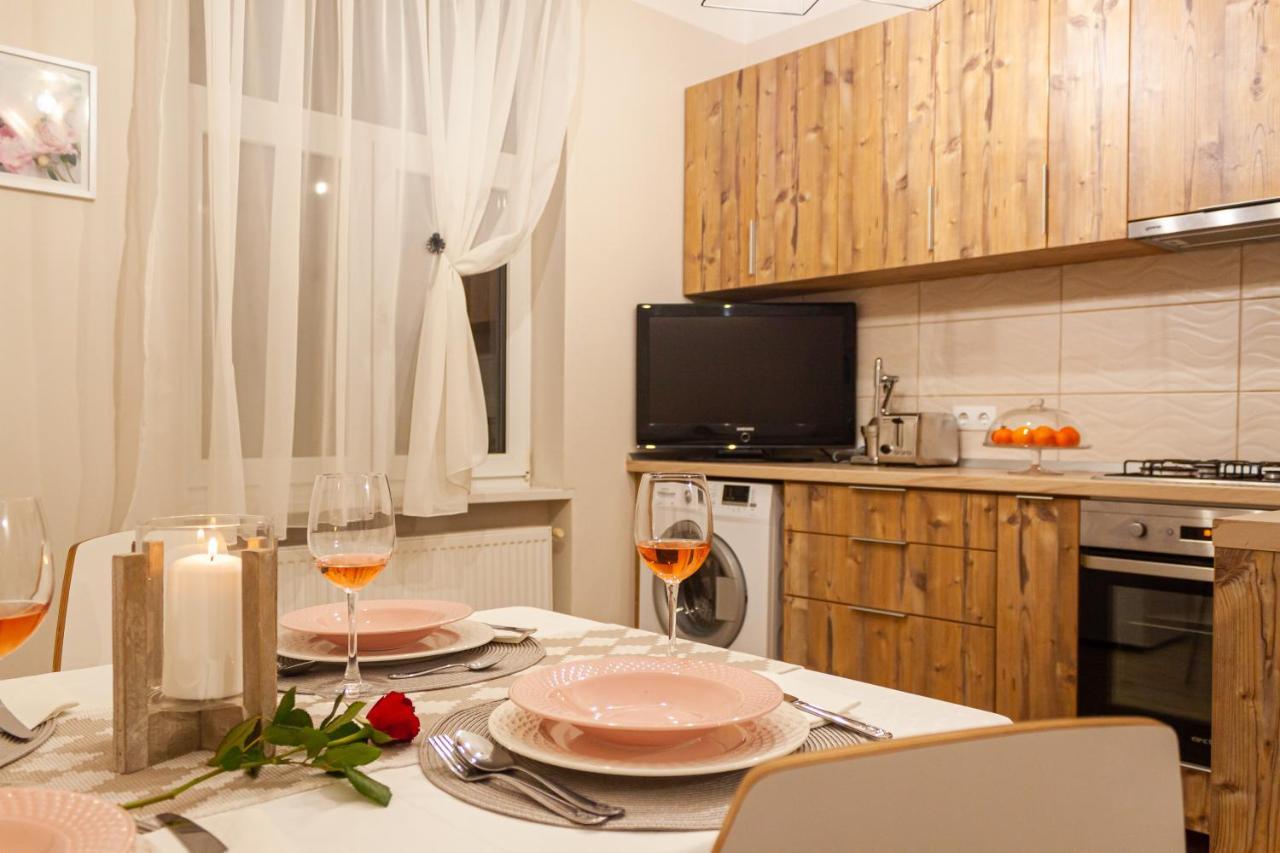 Cozy Family Apartments Brasov Exterior photo